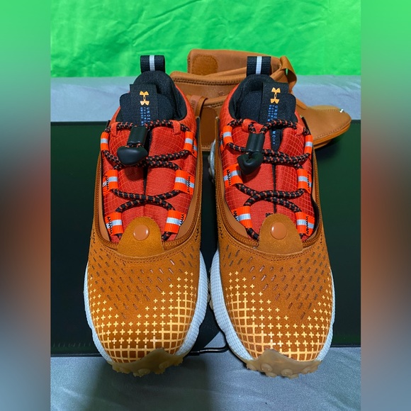 Womens under armor HOVR summit fat tire delta running shoes size 6 running gym - Picture 2 of 10